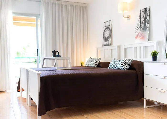 Comodoro Cristianos Beach Vivienda Vacacional * 洛斯克里斯蒂亚诺斯