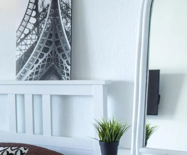 酒店 Comodoro Cristianos Beach Vivienda Vacacional *