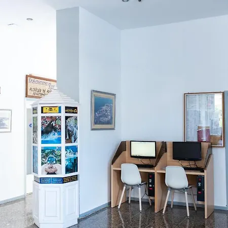 Hotel Comodoro Cristianos Beach Vivienda Vacacional Los Cristianos (Tenerife)